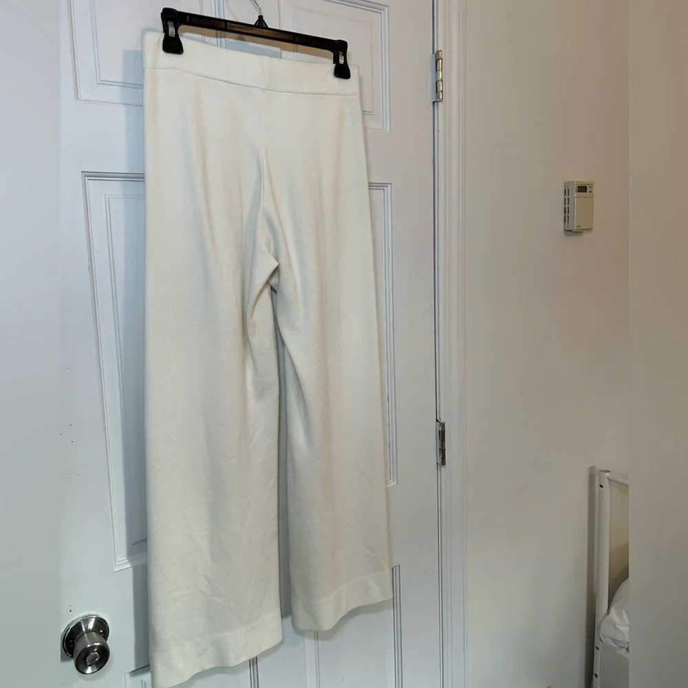 Aritzia Set Society Wait Sweater & Souvenir Pant Set - Picture 5 of 10